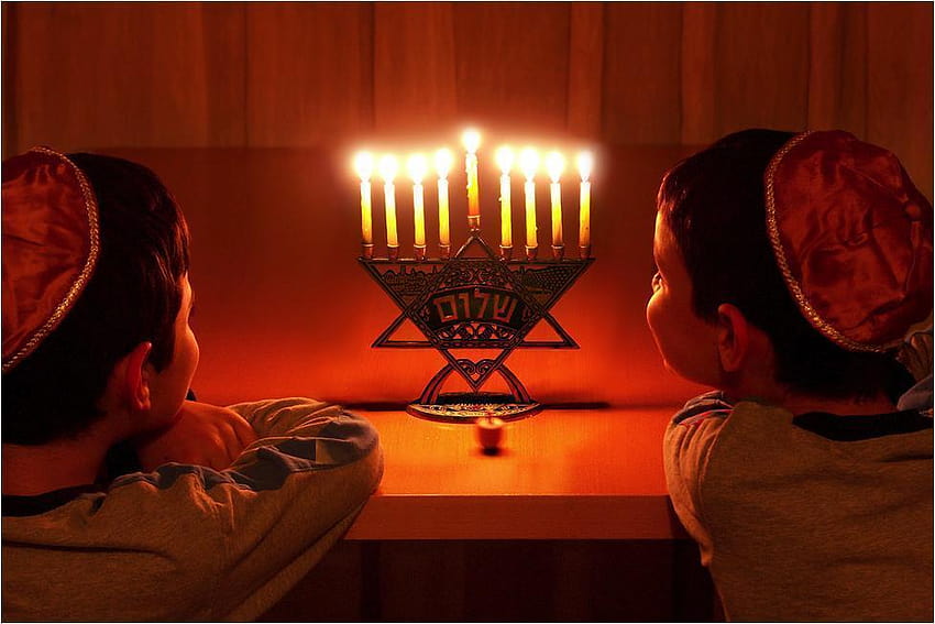 Jewish Holidays Hanukkah 20041 in Celebrations HD wallpaper