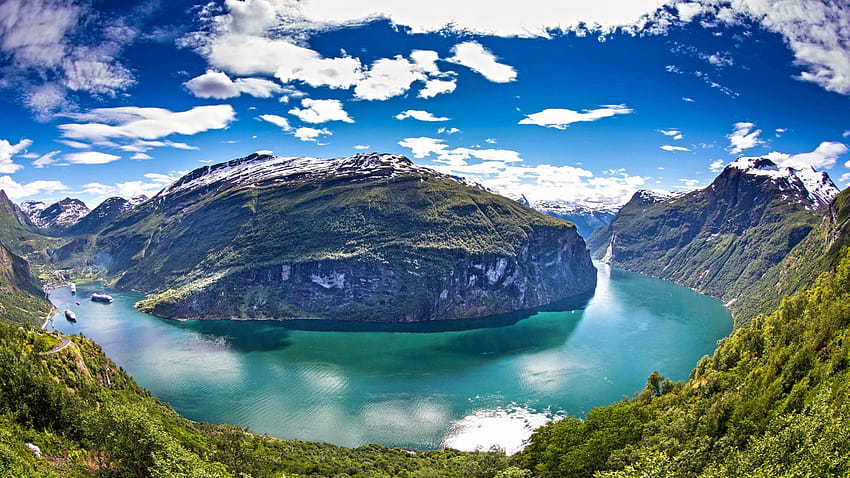 Geirangerfjord In The Municipality Of Stranda Norway Unesco World Heritage Site Nature 2560x1440 : 13 HD wallpaper