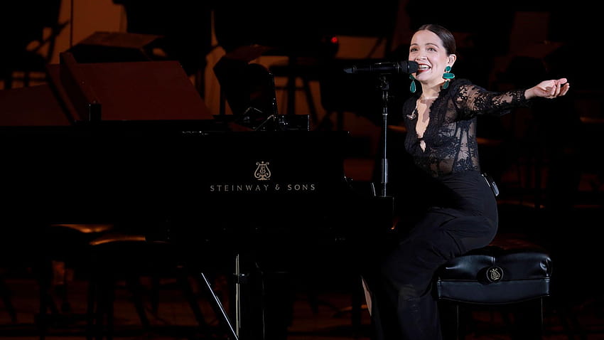 In Concert at the Hollywood Bowl, natalia lafourcade HD wallpaper