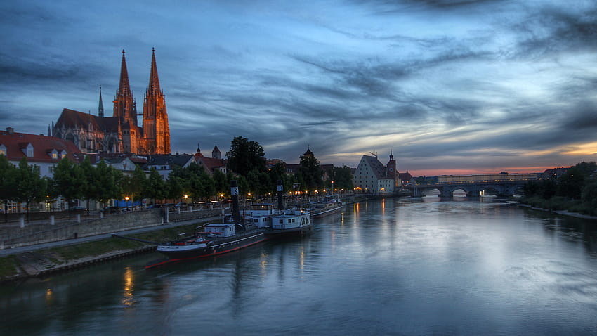 : sunset, river, bayern, Bavaria, evening, cathedral, dom, fluss, Regensburg, Danube, Donau, jdonnelly 4096x2304 HD wallpaper