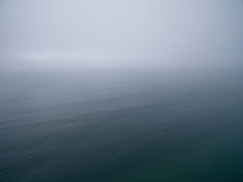 Latar belakang abstrak lanskap danau kabut laut air langit laut, estetika laut berkabut Wallpaper HD