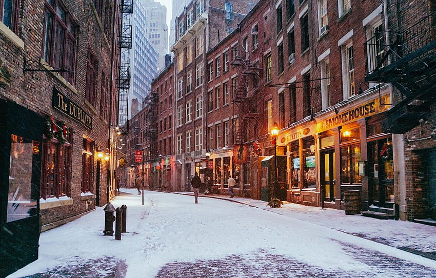 USA, United States, New York, Manhattan, NYC, New York City, winter, snow, street, people, America, United States of America, cobble stone, historic NY, financial district, stone street , section, nyc winter phone HD wallpaper