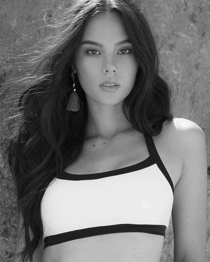 Catriona Gray Black And White, catriona grey HD phone wallpaper