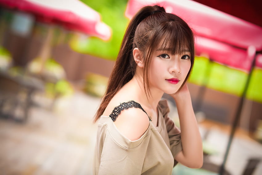 Cheveux bruns Bokeh Cheveux femme Asiatique Regarder fixement 3840x2563, fille japonaise Fond d'écran HD