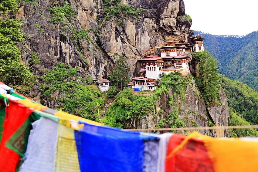 Guia de viagem do Butão: Caminhada até o Ninho do Tigre em Paro, templo do Ninho do Tigre papel de parede HD