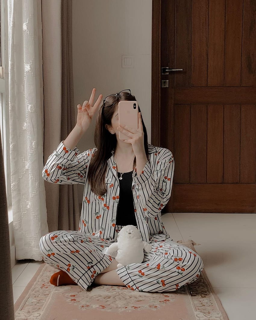 Gadis Wajah Tersembunyi DP dengan Ponsel pada tahun 2021, wajah tersembunyi gadis ponsel wallpaper ponsel HD