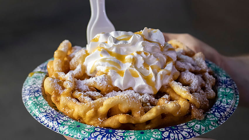 You can buy delicious funnel cakes at the Fresno Fairgrounds this weekend HD wallpaper
