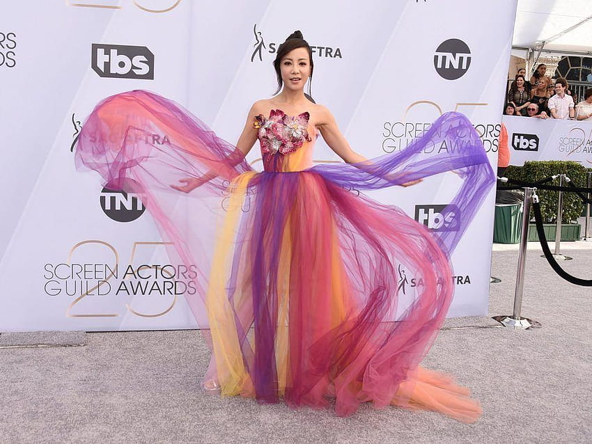 SAG Awards 2019: Best dressed stars on the red carpet, from Emily HD wallpaper