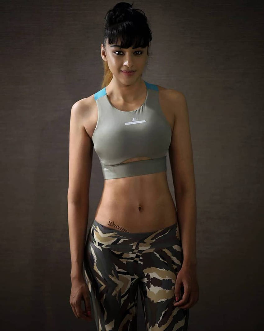 Dr. Sapna Vyas shows Rigorous Training Transforms your Body HD phone wallpaper