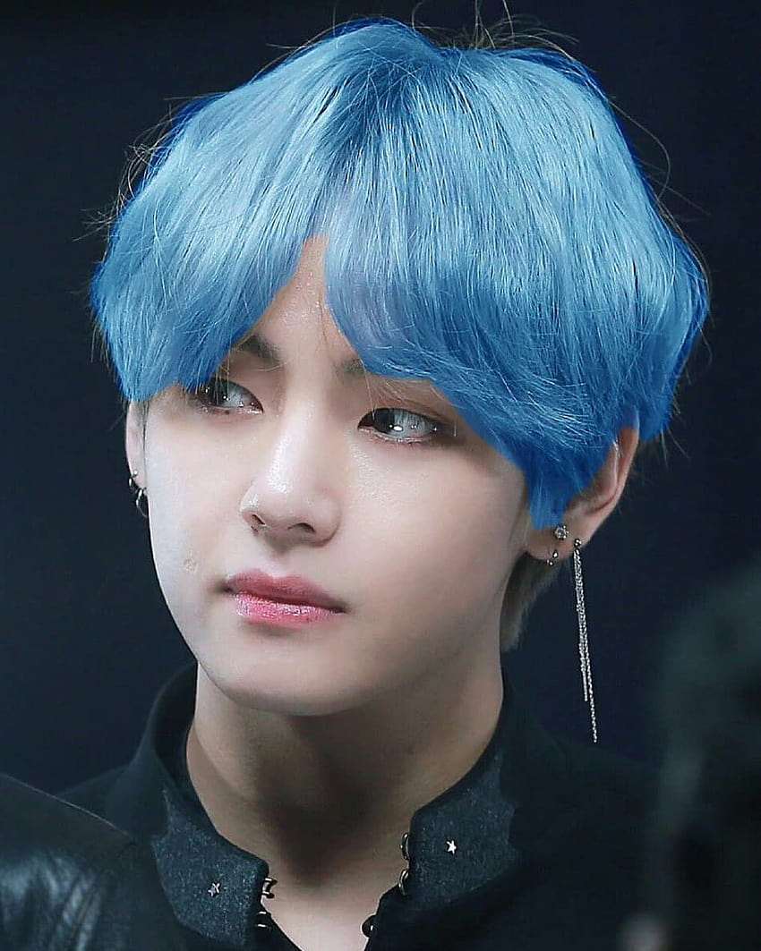 Comment blue hearts for Taehyung…, bts v blue hair HD phone wallpaper |  Pxfuel