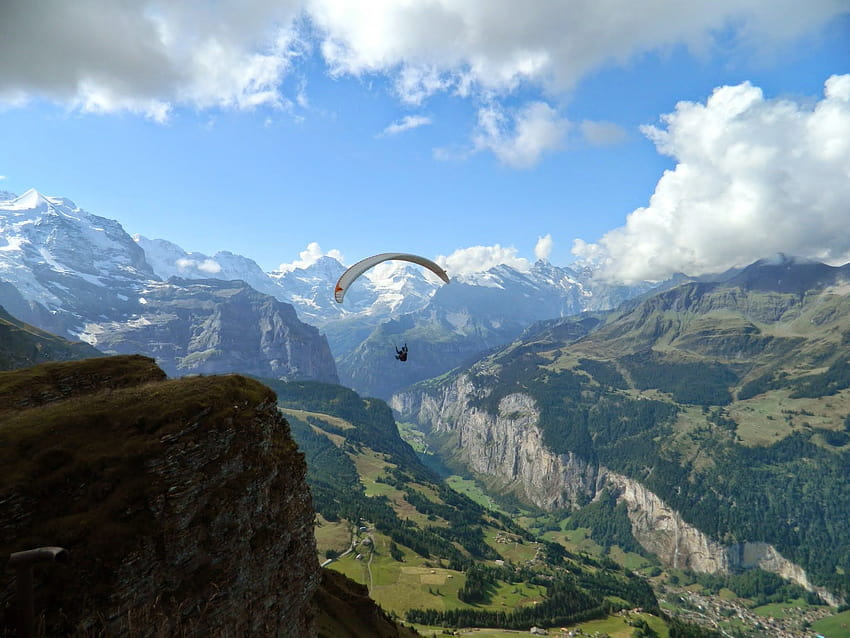 Paragliding above the Lauterbrunnen valley in Switzerland! [2048 × 1536] [OC] : pics HD wallpaper