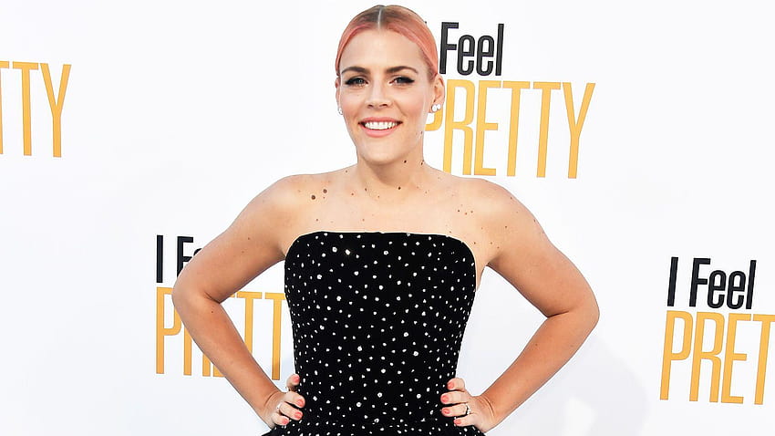 Watch Access Interview: Busy Philipps Denies Claims Her Face Was HD wallpaper