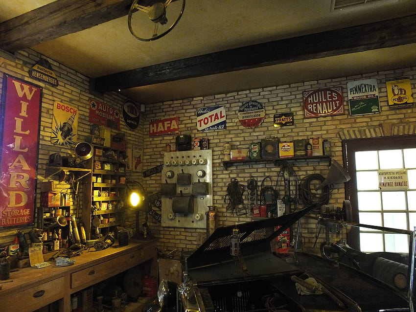 Oldtimer car workshop retro HD wallpaper
