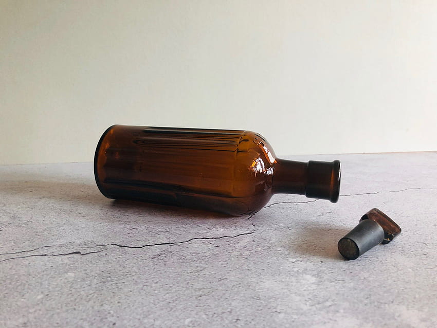 Vintage Apothecary Poison Bottle, poison bottles HD wallpaper