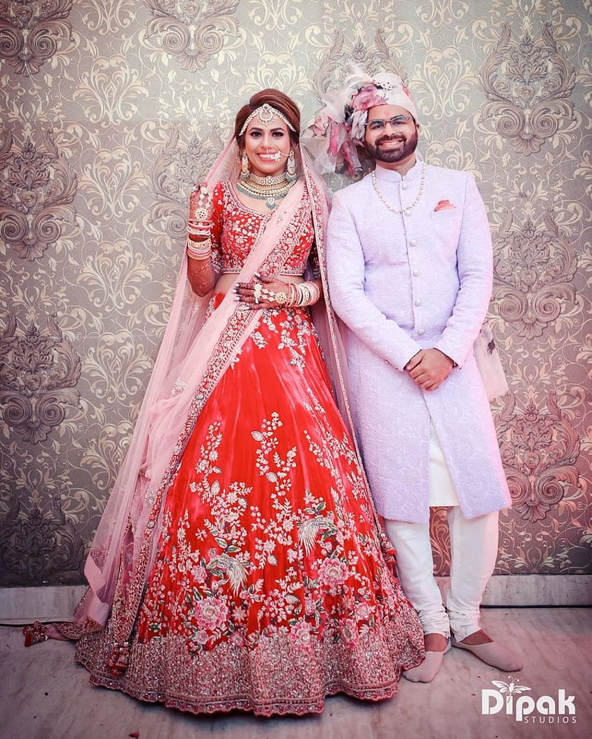 3 poses de casamento e noiva pré-casal indiano Papel de parede de celular HD