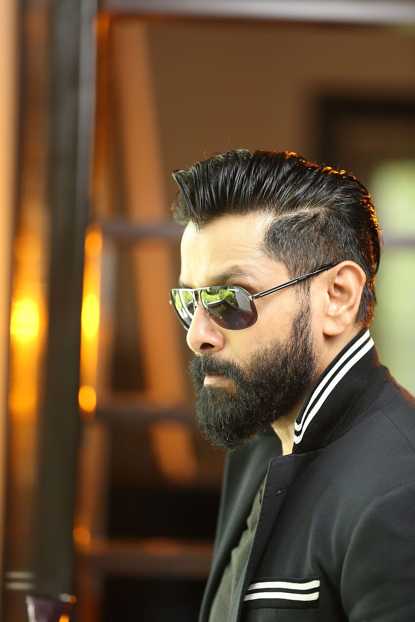 Chiyaan vikram fans club Hosur - Iru Mugan had raked in £41,614 (Rs 36.95  lakh) in the opening weekend at the UK box office. By the end of its second  weekend, the