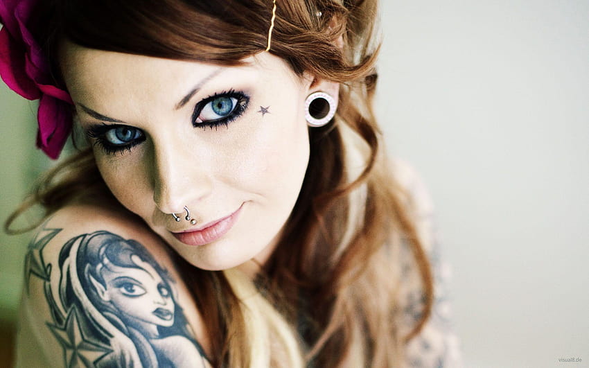 Beautiful Girl Tattoo Design And Piercing HD wallpaper