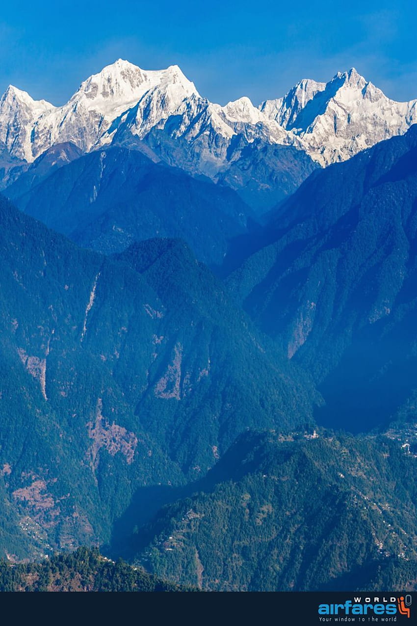 ภูเขา Kangchenjunga: Kangchenjunga เป็นภูเขาที่สูงเป็นอันดับสามของรัฐสิกขิม วอลล์เปเปอร์โทรศัพท์ HD