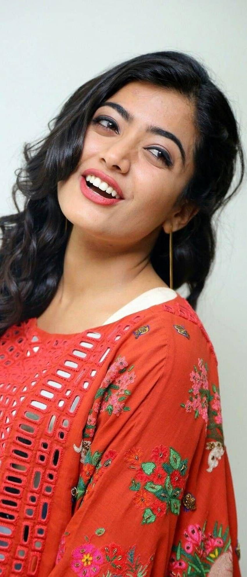 Actress Rashmika mandanna Smile Mobile, rashmika mandanna phone HD phone wallpaper