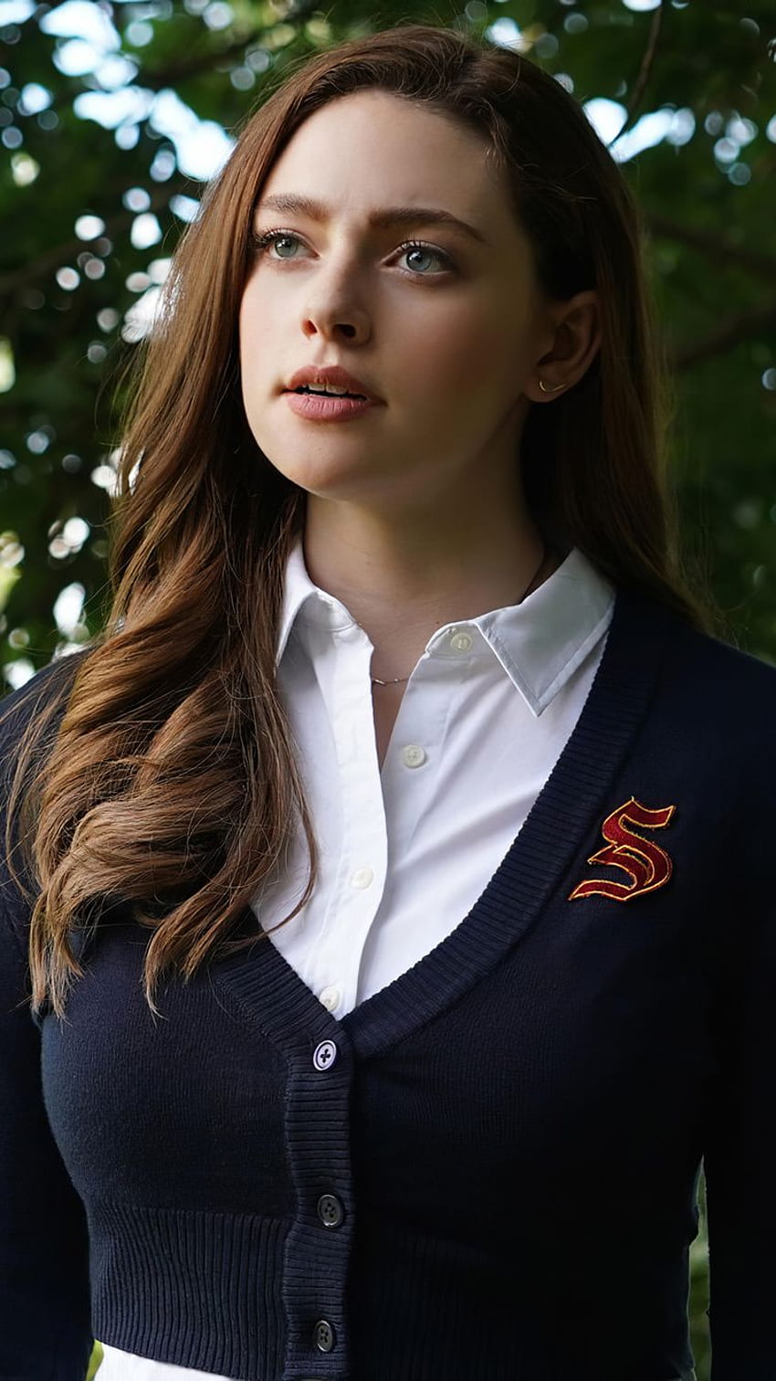 750x1334 Danielle Rose Russell In Legacies iPhone 6, iPhone 6S, iPhone 7 , Backgrounds, and, ダニエル・ローズ・ラッセル iphone HD電話の壁紙