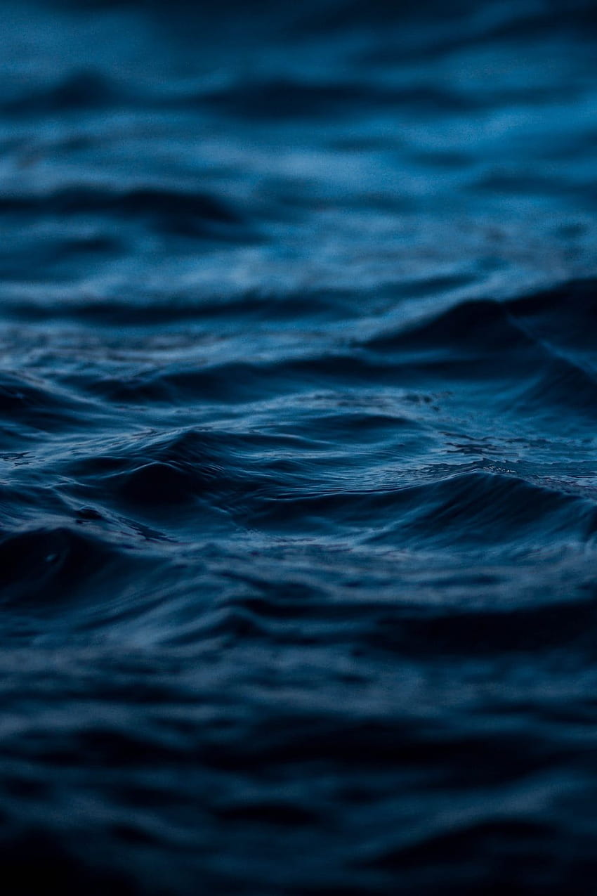 Eau bleu foncé, océan noir Fond d'écran de téléphone HD