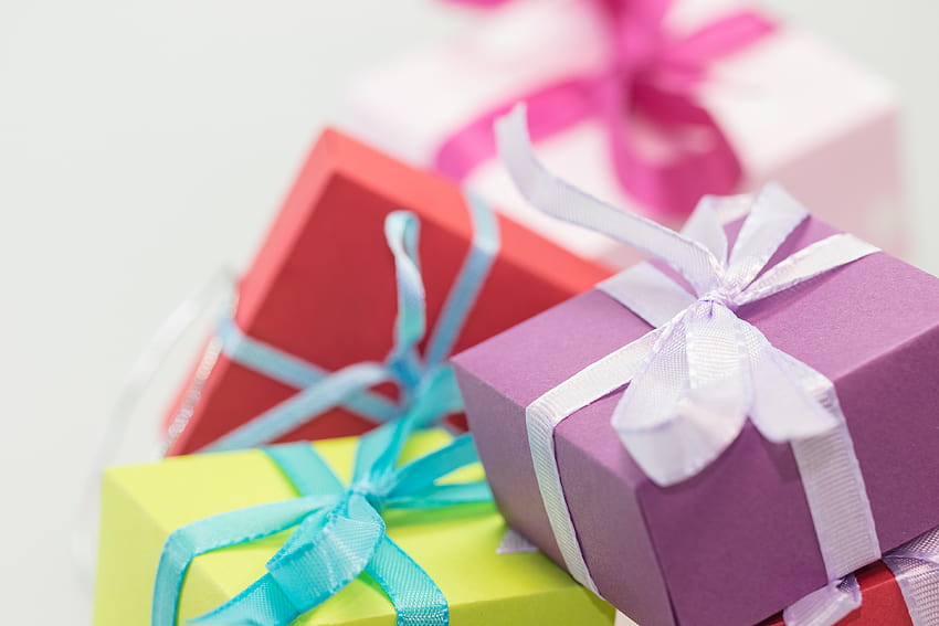 Selective Focus graphy of Gift Boxes · Stock, pink christmas present HD wallpaper