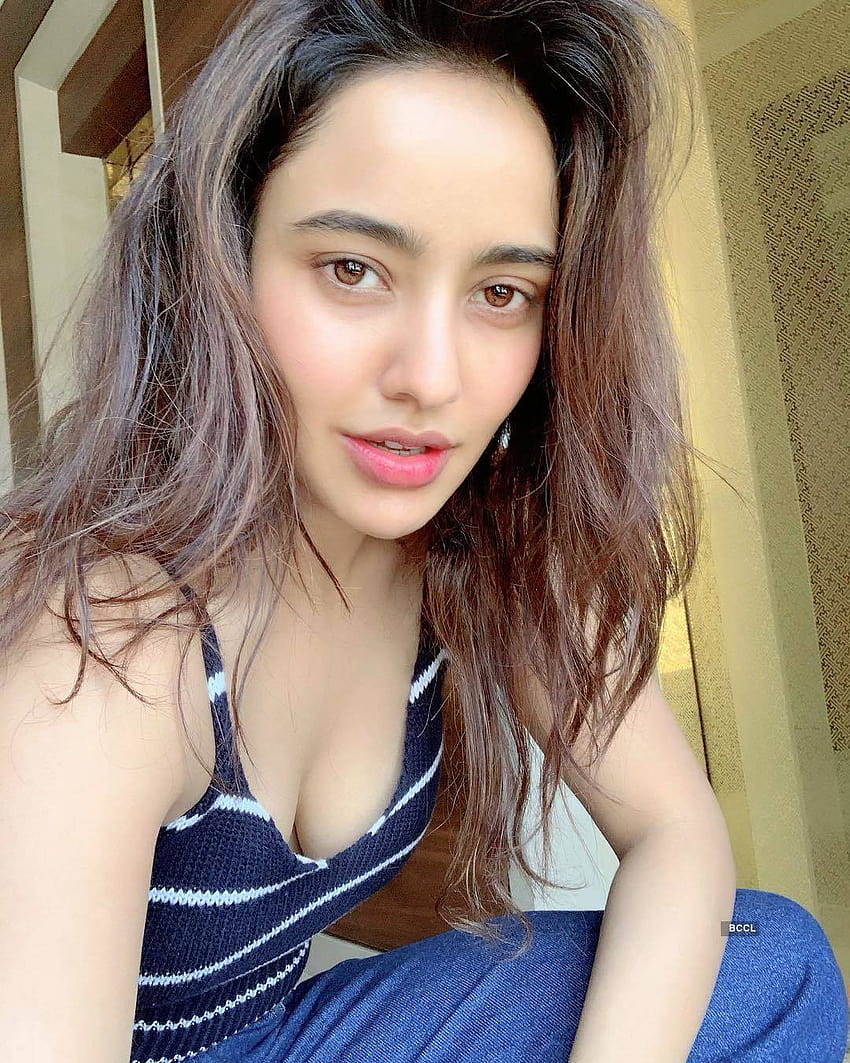 These captivating of Neha Sharma you simply can't give a miss! HD phone wallpaper