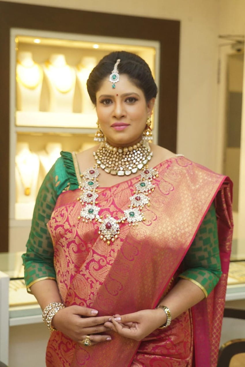 Indische Schauspielerin Sanghavi bei TBZ The Original neue festliche s HD-Handy-Hintergrundbild