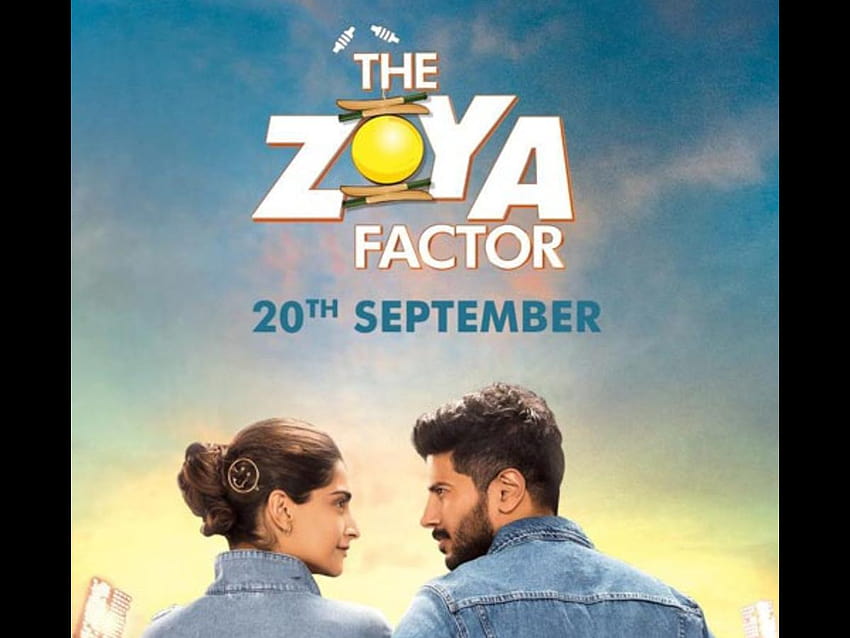 The Zoya Factor: Même Virat Kohli embrasse le médaillon porte-bonheur avant de se diriger vers le terrain, Regardez la vidéo Fond d'écran HD