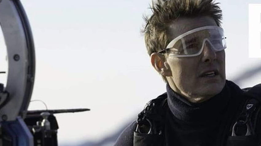 Tom Cruise Shows Off Latest Daredevil Stunt on Mission: Impossible 7 Sets HD wallpaper