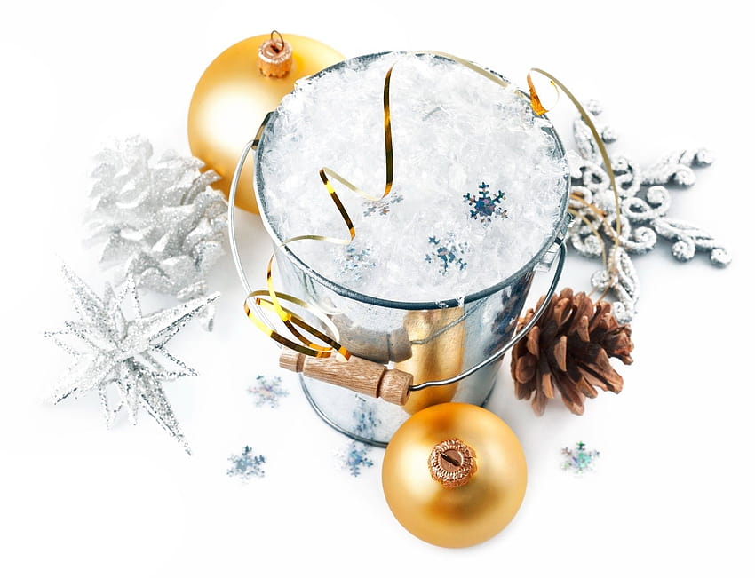 Cubo de hielo, adornos navideños plateados y dorados, adornos navideños plateados y dorados fondo de pantalla
