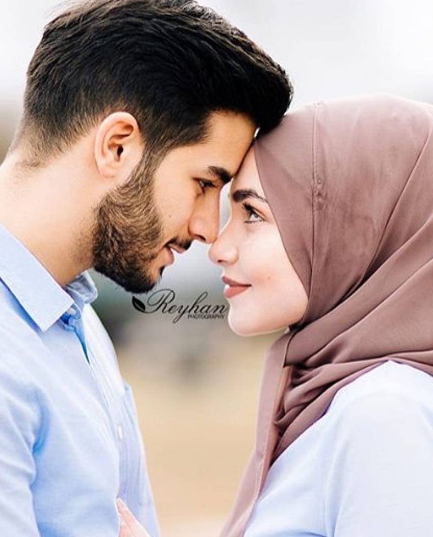 Sweet Muslim Couple Love on Dog, muslim love HD phone wallpaper ...