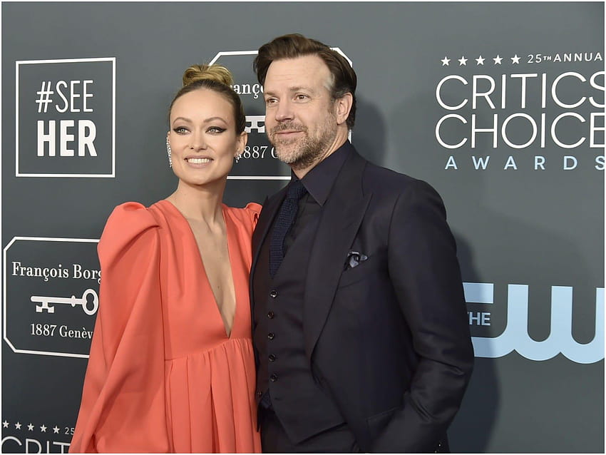 Olivia Wilde congratulated her ex Jason Sudeikis after he thanked her in his Critics' Choice acceptance speech HD wallpaper