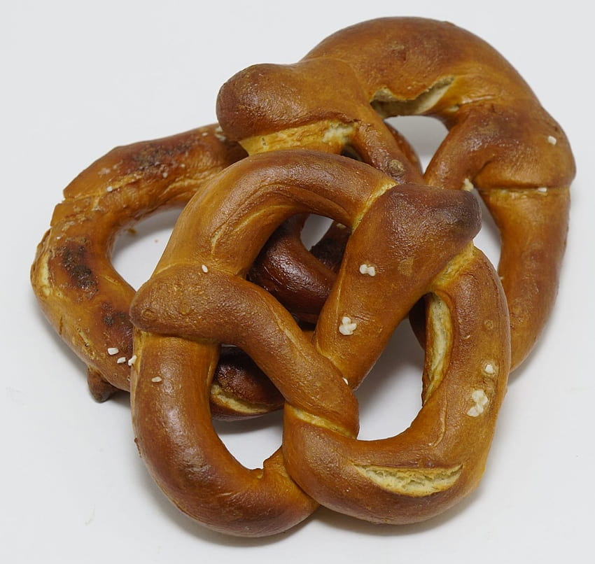 Handmade Special Pretzels With Reduced Sodium Uncle Henry's Pretzel Bakery HD wallpaper