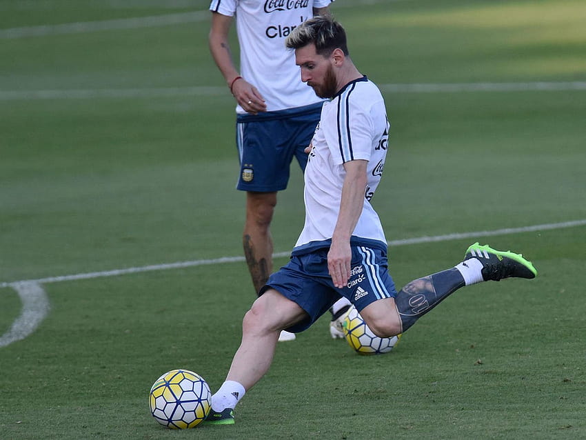 Lionel Messi shows off weird new tattoo during Argentina training session HD wallpaper