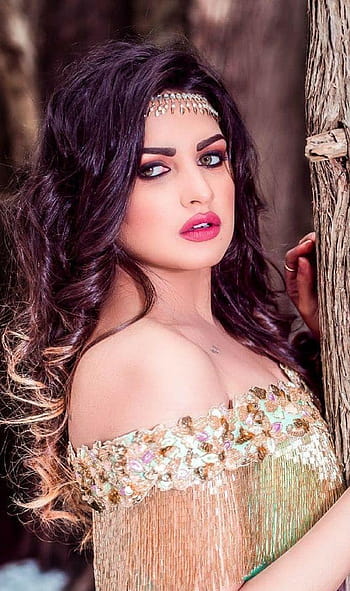 wallpaper Himanshi Khurana | Social Naukar