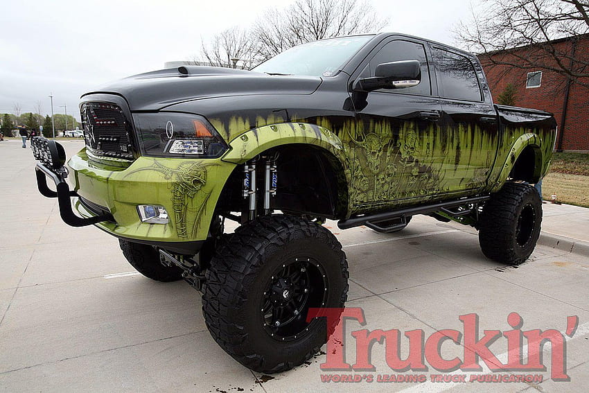 Dodge Ram two tone black and green lifted truck, lifted trucks HD wallpaper