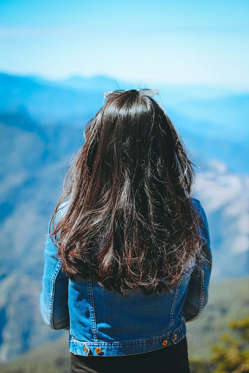 woman wearing blue denim jacket standing near mountain – Person HD phone wallpaper