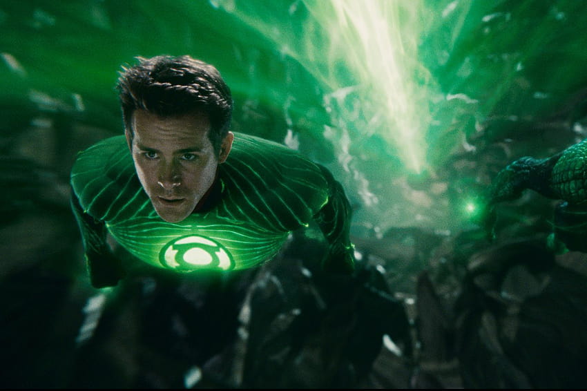 Watch: Ryan Reynolds spoofs Snyder Cut with Green Lantern re, green lantern movie parallax HD wallpaper