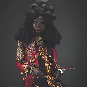南スーダンのモデル、Nyakim Gatwech、The Moonshine、闇の女王に会う HD電話の壁紙 | Pxfuel