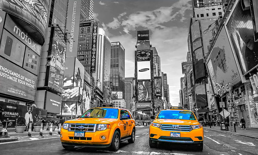 Bright Yellow Taxi in busy Downtime New York, new york taxi HD wallpaper