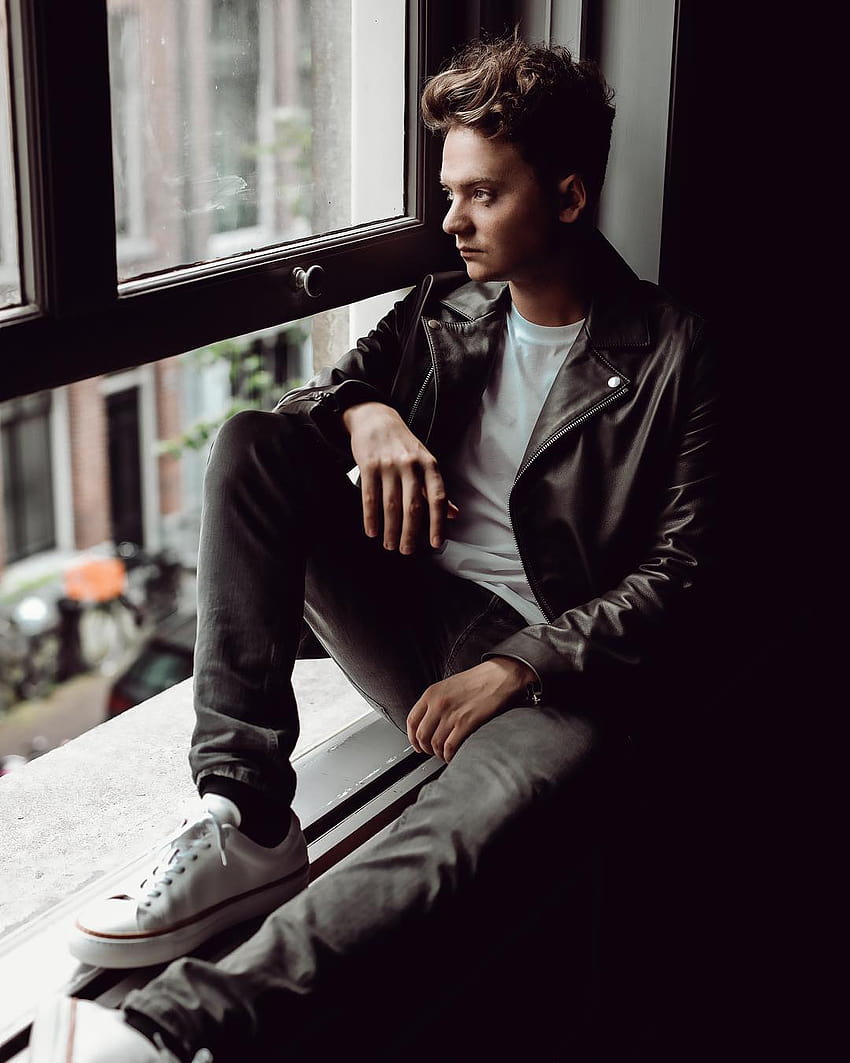 How Much Money Conor Maynard Makes On YouTube, conor maynard covers HD phone wallpaper