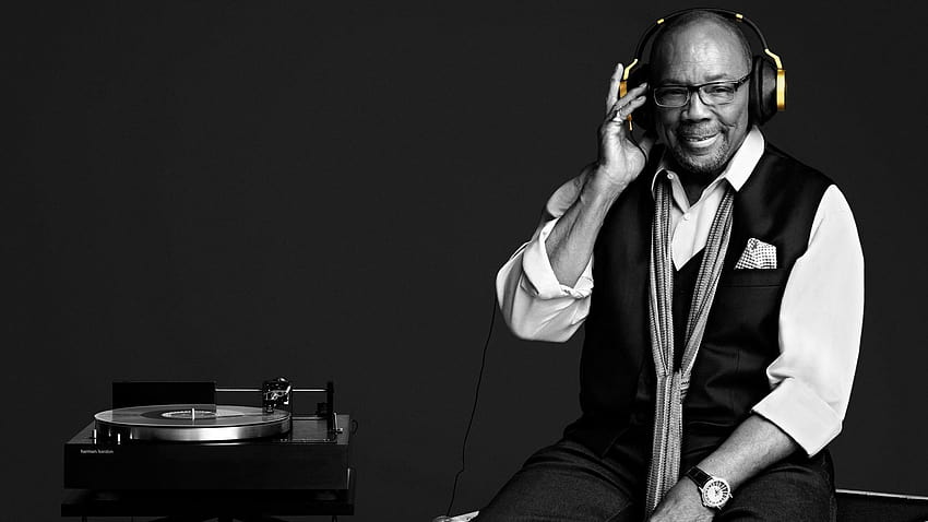 Quincy Jones says his headphones are the coolest in the world HD wallpaper