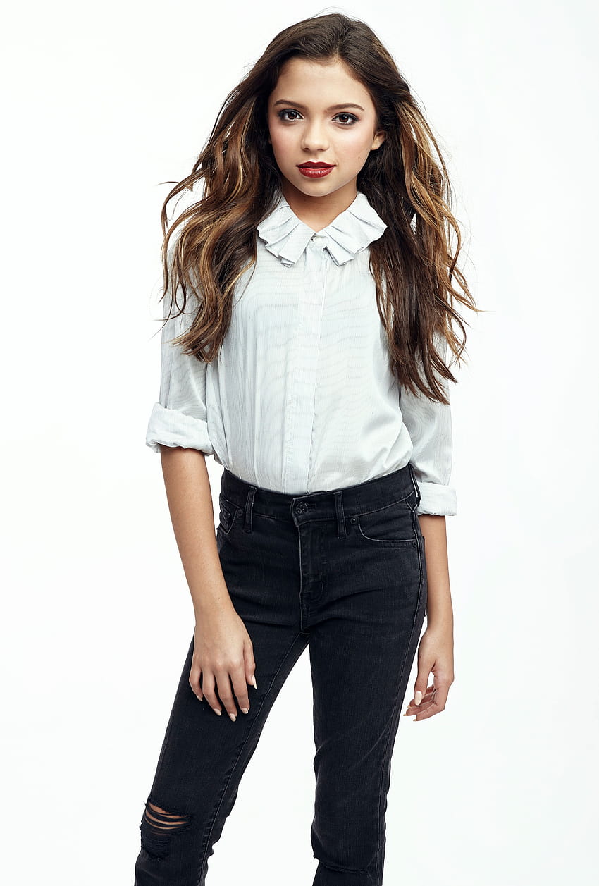 Game shakers Cree Cicchino bio: age, height, twin sister