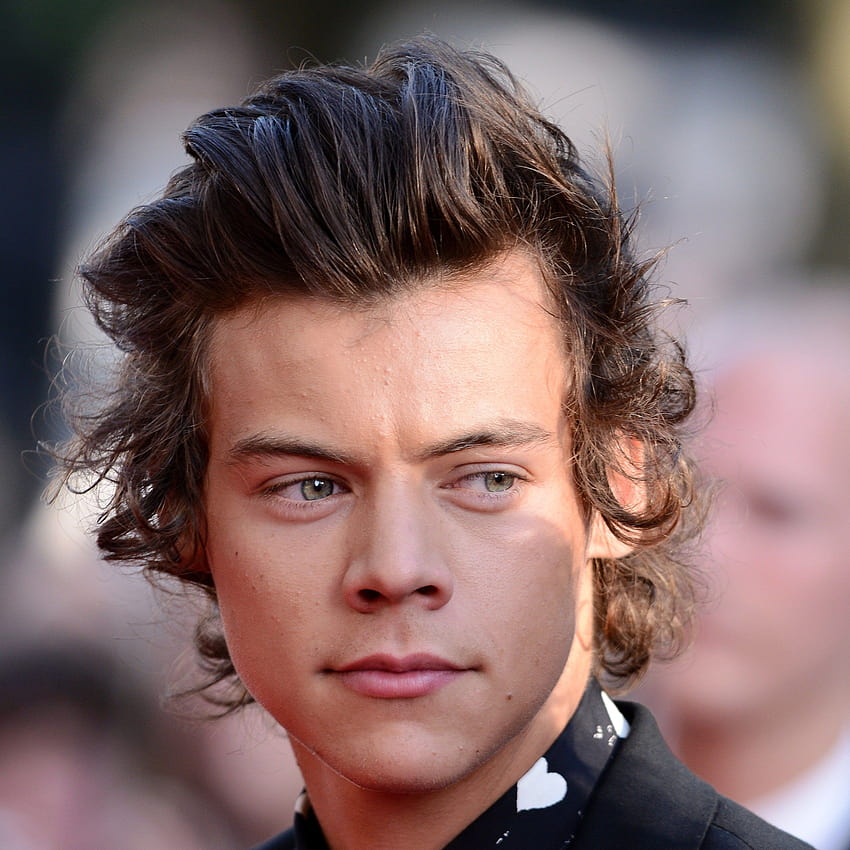 Harry Styles Hairstyles Pictures  Photos  One Direction Pictures   Glamour UK