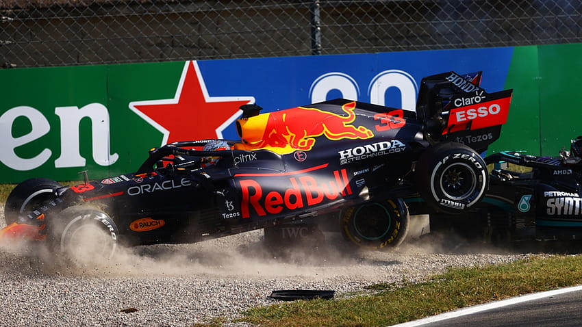 Lewis Hamilton, Max Verstappen involved in scary crash in F1 Italian Grand Prix, f1 crash HD wallpaper