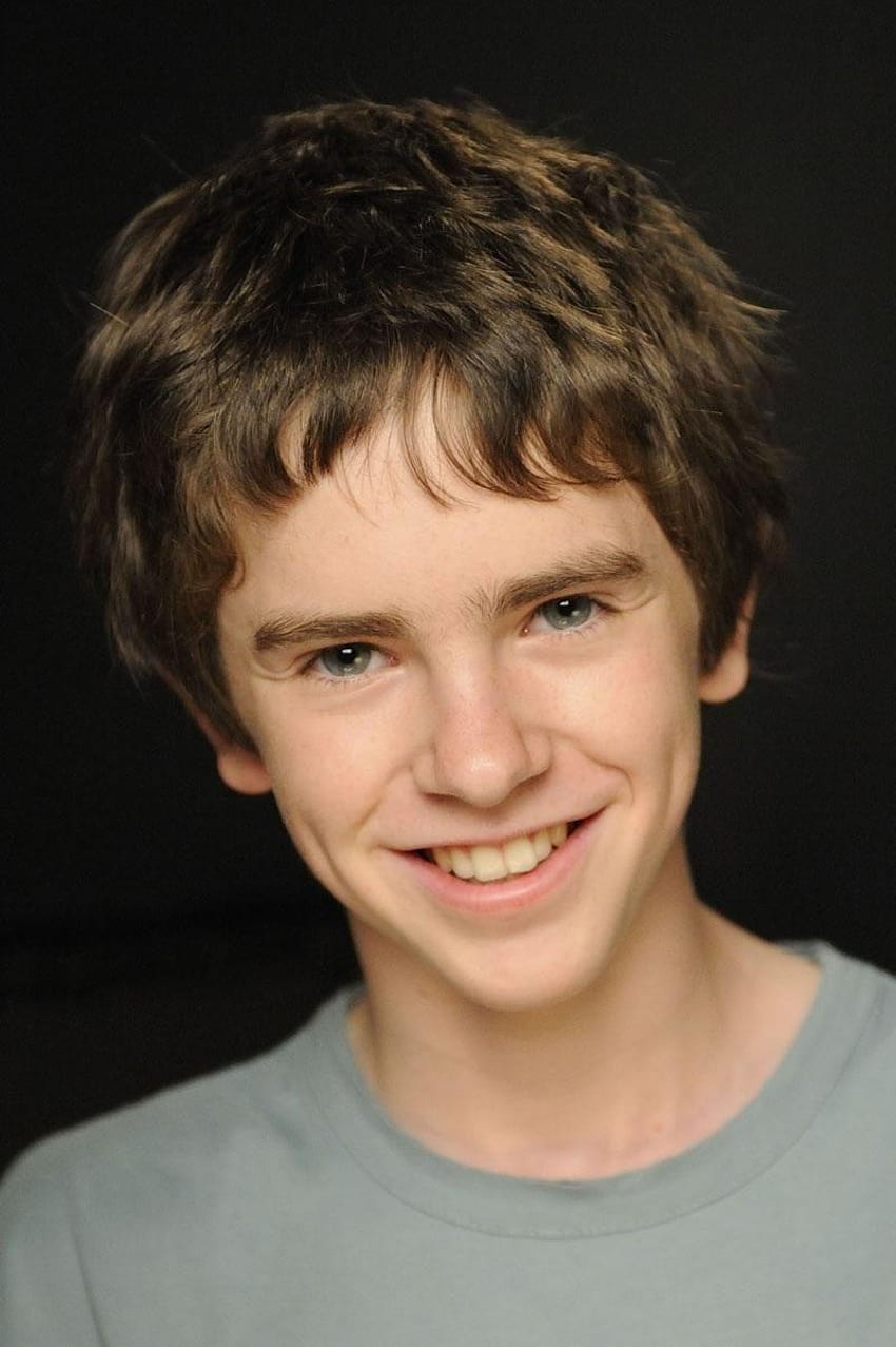 Freddie Highmore Uncertain About Acting Career HD phone wallpaper