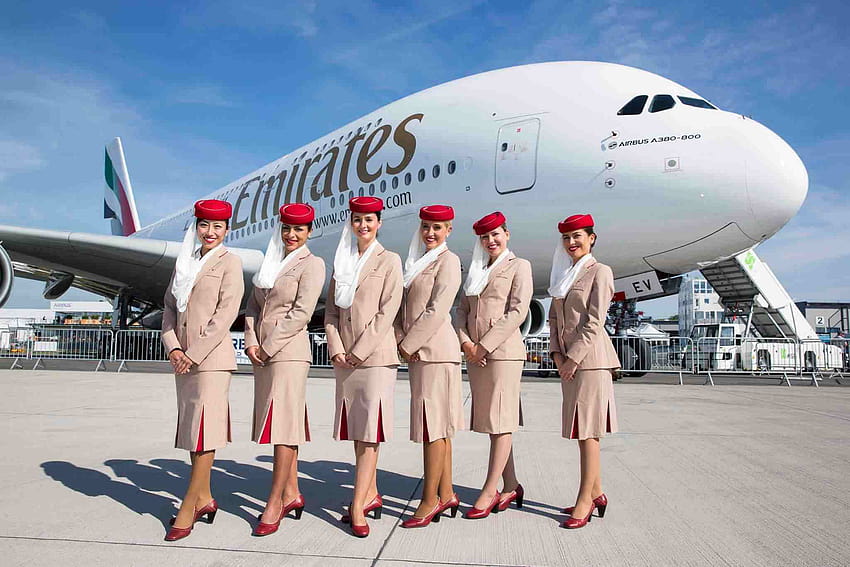 Le 10 migliori compagnie aeree per bellissime hostess di volo, equipaggio di cabina degli emirati Sfondo HD