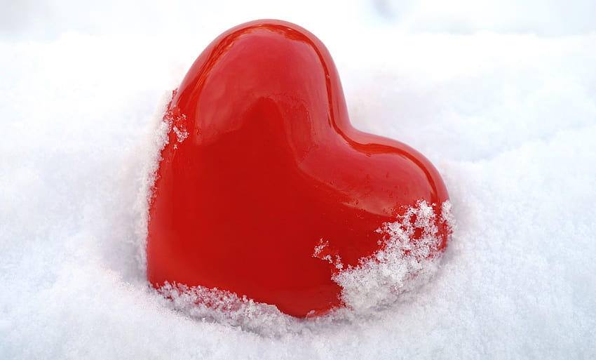 Червено сърце, сърца в снега HD тапет