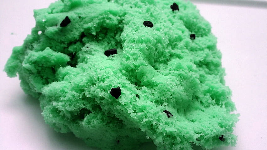 Shipping Mint Chocolate Chip Ice cream Slime Sizzly HD wallpaper